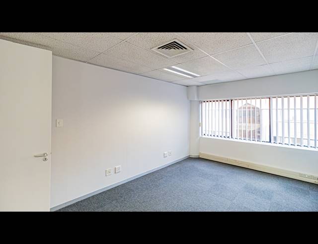 822M² OFFICE TO LET IN PARKTOWN